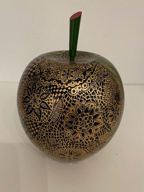 Marjeta Lederman, Large Apple
wood, artist's oils, gold leaf, pen work, 5 1/2"" high
JCA 6770.03
$1,500