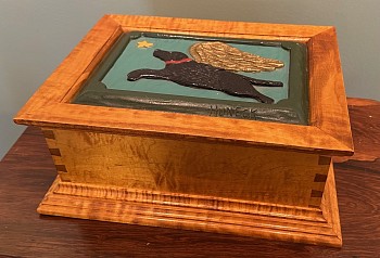 Stephen Huneck -&nbsp;Treasure Box